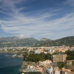 ITALY-Campania-(Sorrento Peninsula)-SORRENTO: View of Marina Grande / Daytime