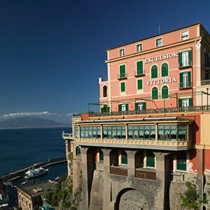 ITALY-Campania-(Sorrento Peninsula)-SORRENTO: Grand Hotel Excelsior Vittoria