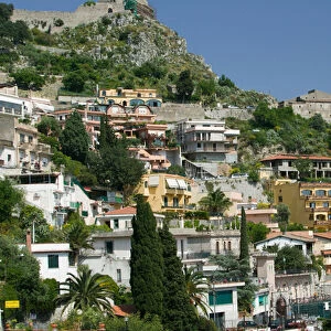 ITALY-Sicily-TAORMINA: Houses on Hillside