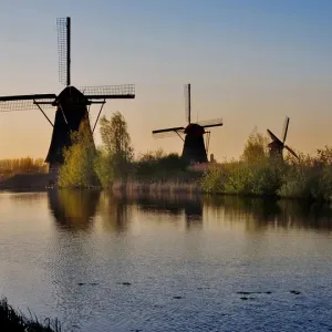 Kinderdijk Windmills, Holland Kinderdijk Windmills, Holland