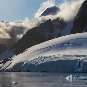 Landscape of snow covered island in South Atlantic Ocean, Antarctica
