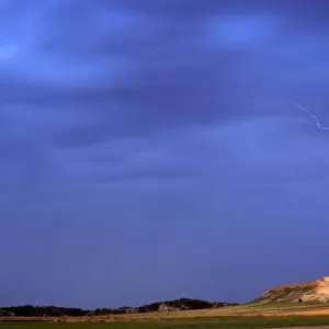 Lightning strikes buttes near Scottsbluff Nebraska