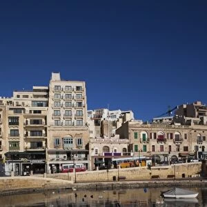 Malta, Valletta, St. Julians, cafes on Spinola Bay, morning