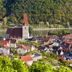 Medieval town of Weissenkirchen in the Wachau, with fortified church Mariae Himmelfahrt Medieval town of Weissenkirchen in the Wachau, with fortified church Mariae Himmelfahrt