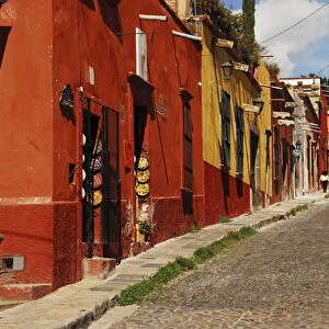 Mexico, San Miguel de Allende, view of a street with its colorful typical Mexican houses