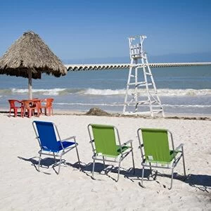 Mexico, Yucatan, Progreso. Looking at the Progreso pier from the beach