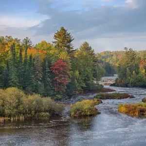 Michigan, Tahquamenon Falls State Park, Lower Falls Michigan, Tahquamenon Falls State Park, Lower Falls
