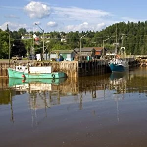 Mid tide at the Bay of Fundy at St. Martins, New Brunswick, Canada