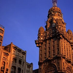 Montevideo, Uruguay, The Palacio Salvo on Plaza Independencia, Montevideos tallest building
