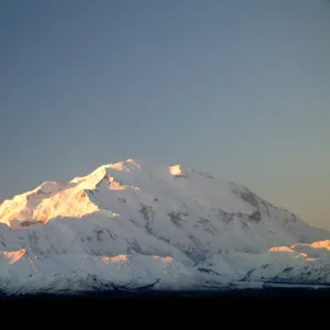 NA, USA, AK, Denali National Park, Mt. Mckinley at Sunrise