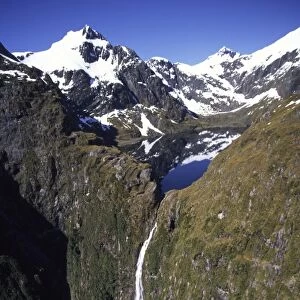 New Zealand, Sutherland Falls, dropping 580m from Lake Quill, Fiordland National