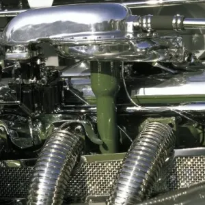 North America, USA, California, Torrey Pines. 1933 Dusenberg 20 Grand engine detail