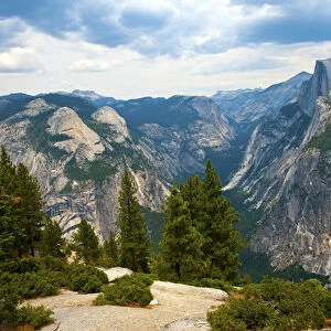 North America, USA, California, Yosemite National Park, Half Dome, North Dome, Basket Dome