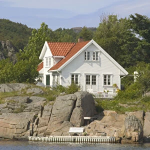 Norway, Hydra Island harbor cottage