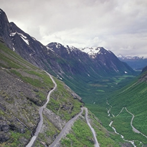 Norway, Trollsteingen, Geiramgerfjord area. Trollstigveg road to Valldal