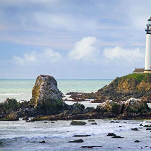 Pigeon Point Lighthouse, Big Sur, California, USA