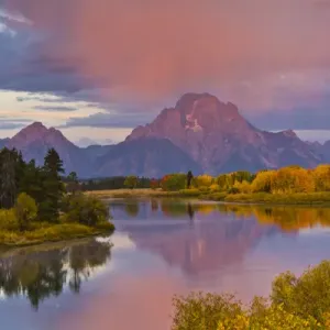 pink sunrise in autumn, Oxbow, Grand Teton National Park, Wyoming, USA
