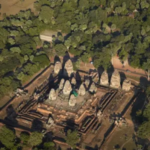 Pre Rup temple ruins (dating from 961), Angkor World Heritage Site, Siem Reap, Cambodia Pre Rup temple ruins (dating from 961), Angkor World Heritage Site, Siem Reap, Cambodia