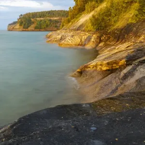 Rugged shoreline, Lake Superior, Pictured Rocks National Lakeshore, Upper Peninsula Rugged shoreline, Lake Superior, Pictured Rocks National Lakeshore, Upper Peninsula