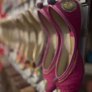 Magasin de chaussures à Amritsar, Punjab, Inde. Magasin de chaussures à Amritsar, Punjab, Inde.