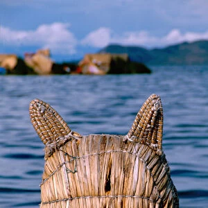 South America, Peru, Lake Titicaca, Puno, Uros floating reed islands. Traditional