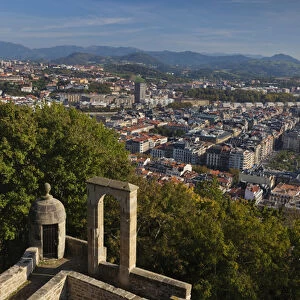 Spain, Basque Country Region, Guipuzcoa Province, San Sebastian, elevated city view