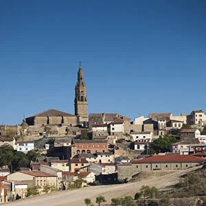 Spain, La Rioja Region, La Rioja Province, Briones, town view