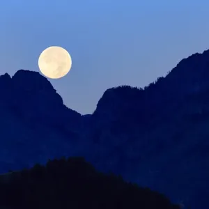 Super Moon Print: Grand Teton Mountain Range at Sunset Super Moon Print: Grand Teton Mountain Range at Sunset