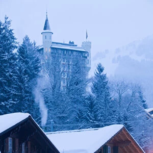 SWITZERLAND-Bern-GSTaD: Town View & Palace Hotel / Dawn / Winter