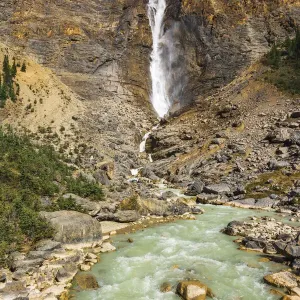 Takakkaw Falls, Yoho National Park, British Columbia, Canada