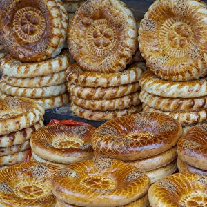 Traditional bread called Lepjoschka. Jayma Bazaar, one of the greatest traditional