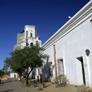 USA, Arizona, Tucson. Mission San Xavier del Bac (aka White Dove of the Desert), mission exterior