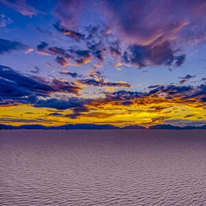 USA, New Mexico, White Sands National Park. Sunset over desert
