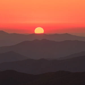 USA; North America; Tennessee; Great Smoky Mountain NP; Sunset behind layers of mountains