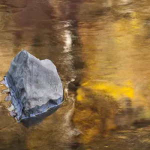 USA; North America; Tennessee; Great Smoky Mountain NP; Autumn reflections in