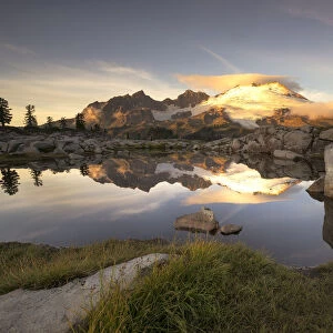 USA, Washington. Mt. Baker reflects in lake