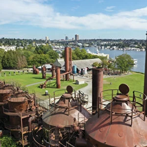 USA, Washington State, Seattle. Rusted gas tanks at Gas Works Park and Lake Union