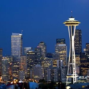 A view of the Space Needle and the city of Seattle, Washington at night