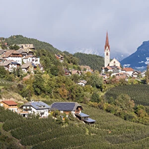 Village of Unterinn (Auna di Sotto) on Mt. Ritten (Renon) above Bozen (Bolzano)