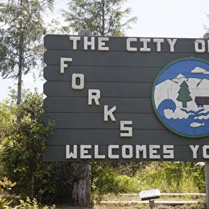 WA, Forks, City welcome sign