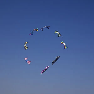 WA, Long Beach, International Kite Festival, Quad line stunt kites