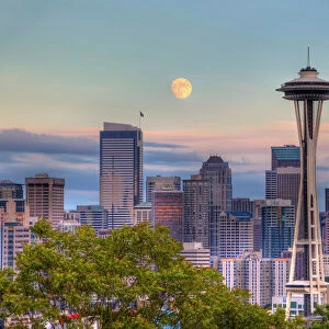 WA, Seattle, Seattle skyline with moon rising from Kerry Park
