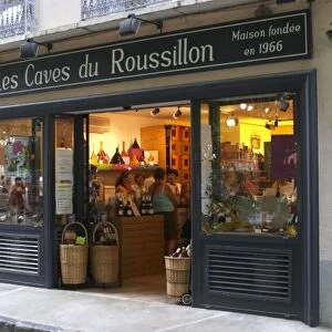 Wine shop Les Caves du Roussillon. Collioure. Roussillon. France. Europe