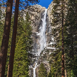 Yosemite Falls in winter, Yosemite National Park, California, USA
