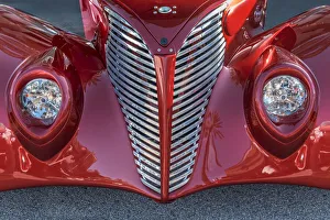 Hood Prints: 1939 Ford classic car front end