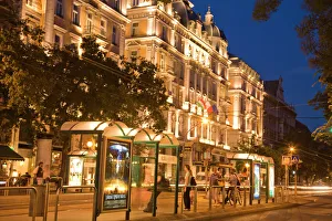 Images Dated 29th June 2007: 5 star Corinthia Crown Grand Hotel Royal, Pest side of Central Budapest, Capital of Hungary