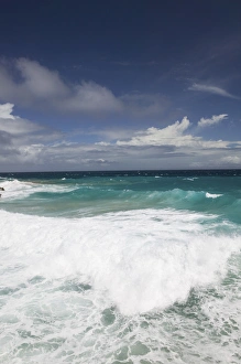 Images Dated 25th January 2006: ABC Islands - ARUBA - Arikok National Wildlife Park: Seashore at Boca Prins