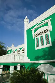 Images Dated 24th January 2006: ABC Islands - ARUBA - Oranjestad: Colorful Aruban Government Building