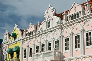 Images Dated 25th January 2006: ABC Islands - ARUBA - Oranjestad: Downtown Dutch Architecture
