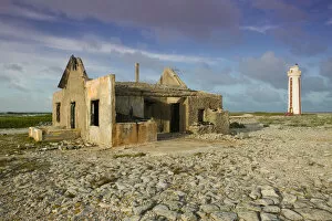 Images Dated 27th January 2006: ABC Islands - BONAIRE - Lacre Punt: Willemstoren Lighthouse Keepers Cottage
